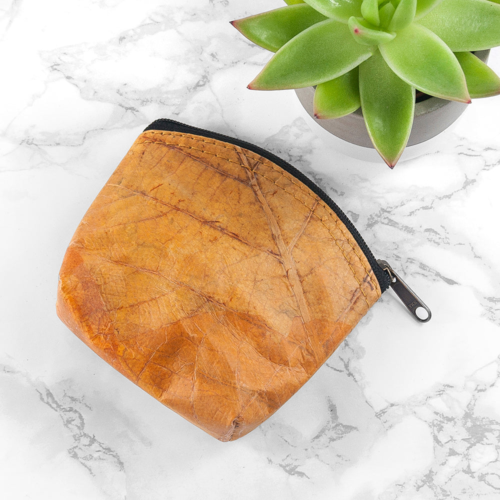 Leaf Leather Curved Edge Coin Bag