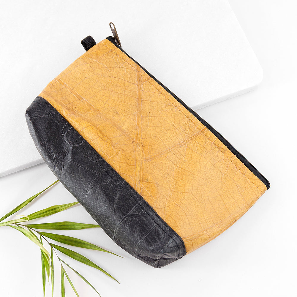 Leaf Leather Small Cosmetic Bag - Black Bottom Edge