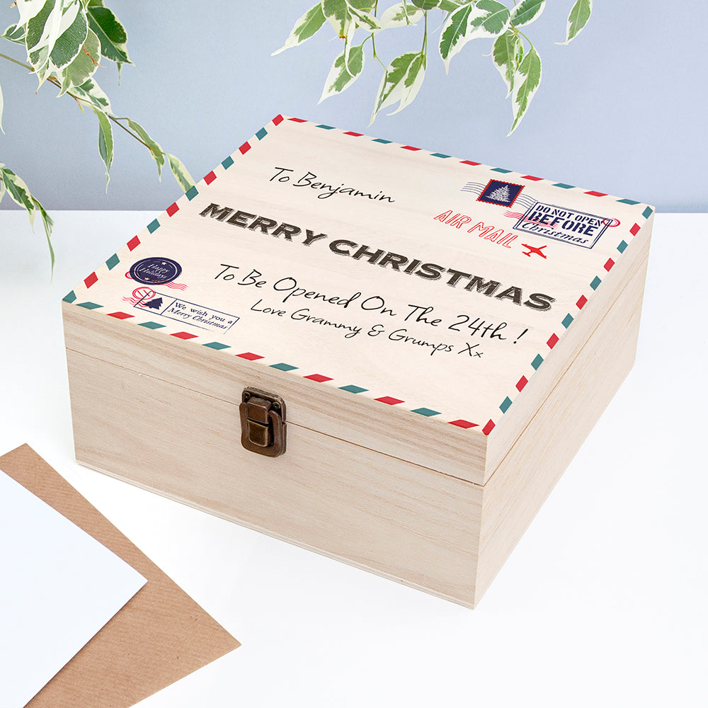 Nostalgic International Mail Christmas Eve Box - Medium